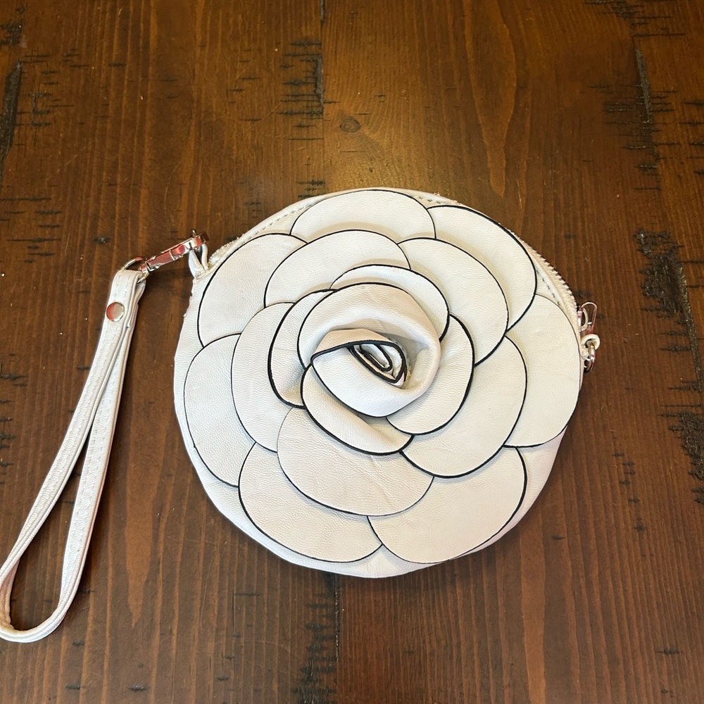Elegant White Floral Wristlet